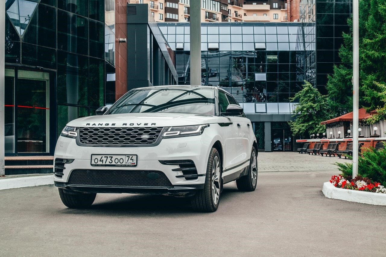 Планета Авто, официальный дилер Land Rover в Челябинске улица Братьев Кашириных, 143, Планета Авто Land Rover